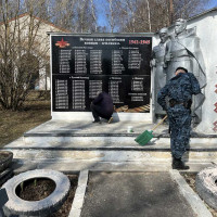 Судебные приставы Оршанского района провели совместный субботник