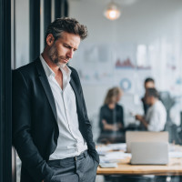 Самосаботаж на пике роста: как лидеры рушат компании собственными руками