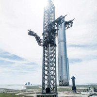SpaceX вновь попытается поймать Starship с помощью роборуки во время 13–15-го полёта