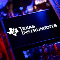 Texas Instruments предупреждает об ослаблении спроса после резкого всплеска, вызванного тарифами