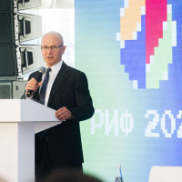 Цифровой суверенитет и борьбу за доверие аудитории обсудили на РИФ-2025