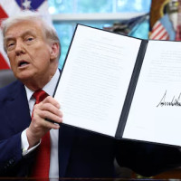 Трамп подписал указ, подтверждающий соответствие плана продажи TikTok требованиям США