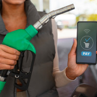 От скважины до колонки: как путь топлива влияет на его цену для конечного потребителя