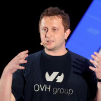 Основатель OVHcloud Клаба возвращается на пост CEO после достижения выручки €1 млрд