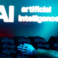 AI-стартап UnifyApps привлёк $50 млн и назначил со-генеральным директором основателя Sprinklr