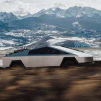 Tesla отложила выпуск обновлённого автопилота FSD V14 для Cybertruck