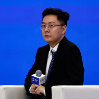 Влияние ИИ может стать угрозой для занятости — исследователь DeepSeek на первом публичном выступлении