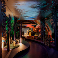 Строки и МТС Live выпустили аудиогид к выставке «Жили-были. Царство русской сказки»