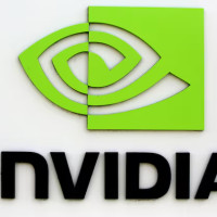 Nvidia переводит серверы на память из смартфонов, что может удвоить цены на серверную DRAM к концу 2026 года