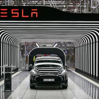 Tesla терпит серьёзные трудности с продажами