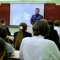 Росгвардеец провел профориентационные встречи со школьниками Йошкар-Олы