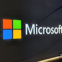 Microsoft рассматривает партнёрство с Broadcom для создания кастомных ИИ‑чипов