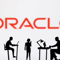 Oracle оказалась под давлением инвесторов из-за масштабных долгов и зависимости от OpenAI