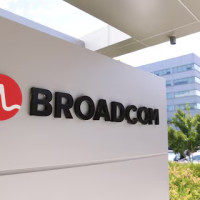 Broadcom прогнозирует более высокую квартальную выручку на фоне сильного спроса на ИИ-чипы