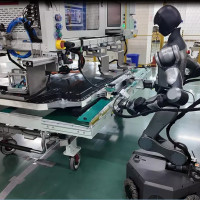 CATL первой внедрила гуманоидных роботов на линию сборки аккумуляторов