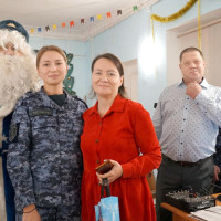 В Кирове Дед Мороз специального назначения поздравил подшефных ребят с Новым годом