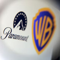 Warner Bros Discovery готовится отклонить враждебное предложение Paramount на $108,4 млрд