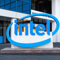 Intel переходит на специализированные ИИ-архитектуры