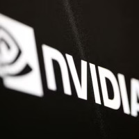 Китай временно приостановил заказы на чипы Nvidia H200 для технологических компаний