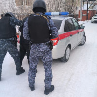 В Коченевском районе сотрудниками вневедомственной охраны Росгвардии задержан подозреваемый в грабеже