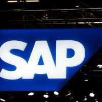 Акции SAP падают до 17‑месячного минимума на фоне распродажи из-за ИИ, потеря $130 млрд