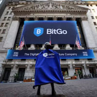 Акции криптокомпании BitGo взлетели на 24,6 % при дебюте на NYSE