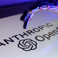 Anthropic купила рекламу на Супербоуле, высмеивая планы OpenAI по размещению объявлений в ChatGPT