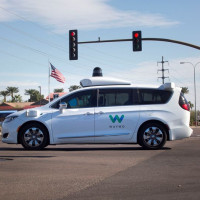 Waymo использует модель DeepMind Genie 3 для симуляции экстремальных ДТП