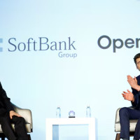 Отчёт SoftBank может показать резкий рост на фоне инвестиций в OpenAI, но внимание инвесторов сосредоточено на будущем финансировании