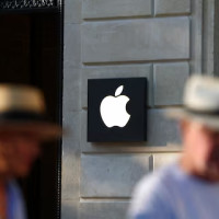 Apple добивается отклонения иска о мошенничестве из‑за возможностей Siri и судебного решения Epic