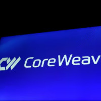 Акции CoreWeave упали после решения удвоить капитальные расходы и опасений за маржу