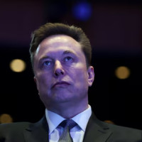 Илон Маск объявил о запуске крупного проекта Tesla по производству ИИ‑чипов через семь дней