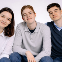 Одноклассники и Фонд «Обнажённые сердца» запускают проект о комфортной коммуникации с людьми с аутизмом