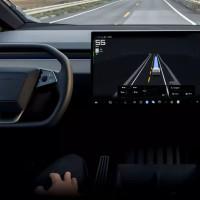 Регулятор США закрыл расследование функции автопилота Tesla