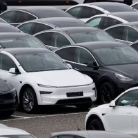 Tesla делает ставку на энергосегмент: падение маржи авто компенсируют батареи и хранение энергии