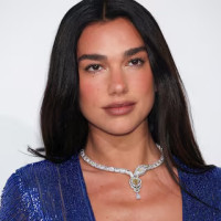 Dua Lipa подала в суд на Samsung на $15 млн из-за использования её изображения на ТВ