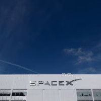 Google и SpaceX обсуждают создание дата-центров на орбите — WSJ