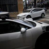 Илон Маск заявил о скором массовом запуске беспилотных Tesla в США