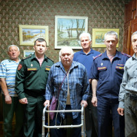 В Йошкар-Оле росгвардейцы поздравили с Днем рождения ветерана ведомства