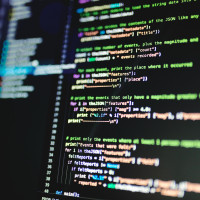 Почему дешевое внедрение может стоить бизнесу дороже собственной разработки