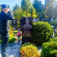 В Марий Эл сотрудники спецподразделения Росгвардии почтили память погибшего боевого товарища