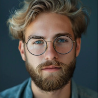 Михаил Платежкин