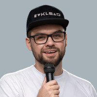 Евгений Костров