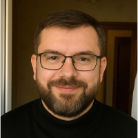 Александр Градов