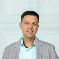 Роман Инюшкин